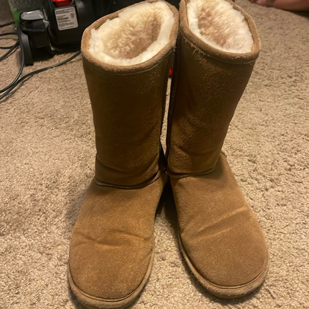 Bearpaw boot